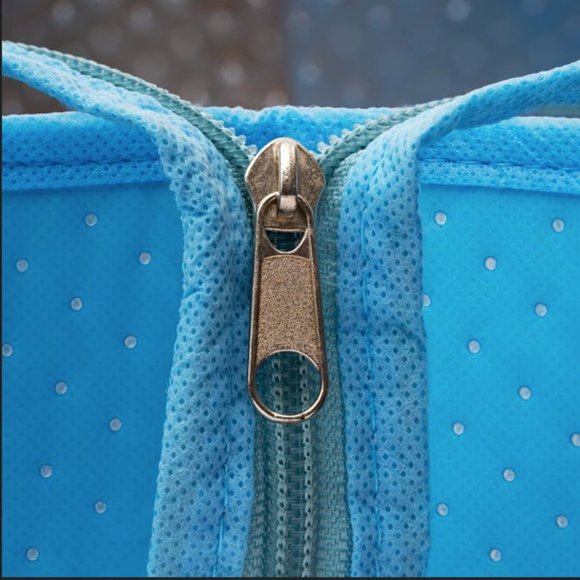 Reusable Insulated Grocery Bag with Zipper - Picture 3 of 5